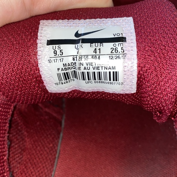 Women’s Nike Shoes. Size 9.5 - Picture 4 of 4